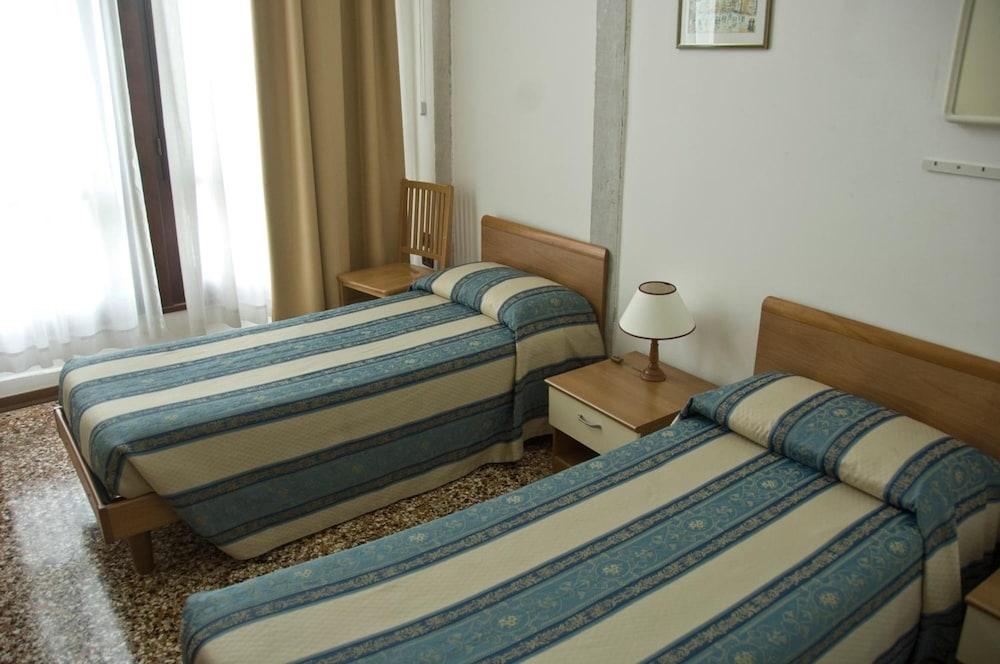 Bed and Breakfast Casa Sant'Andrea Венеция Экстерьер фото